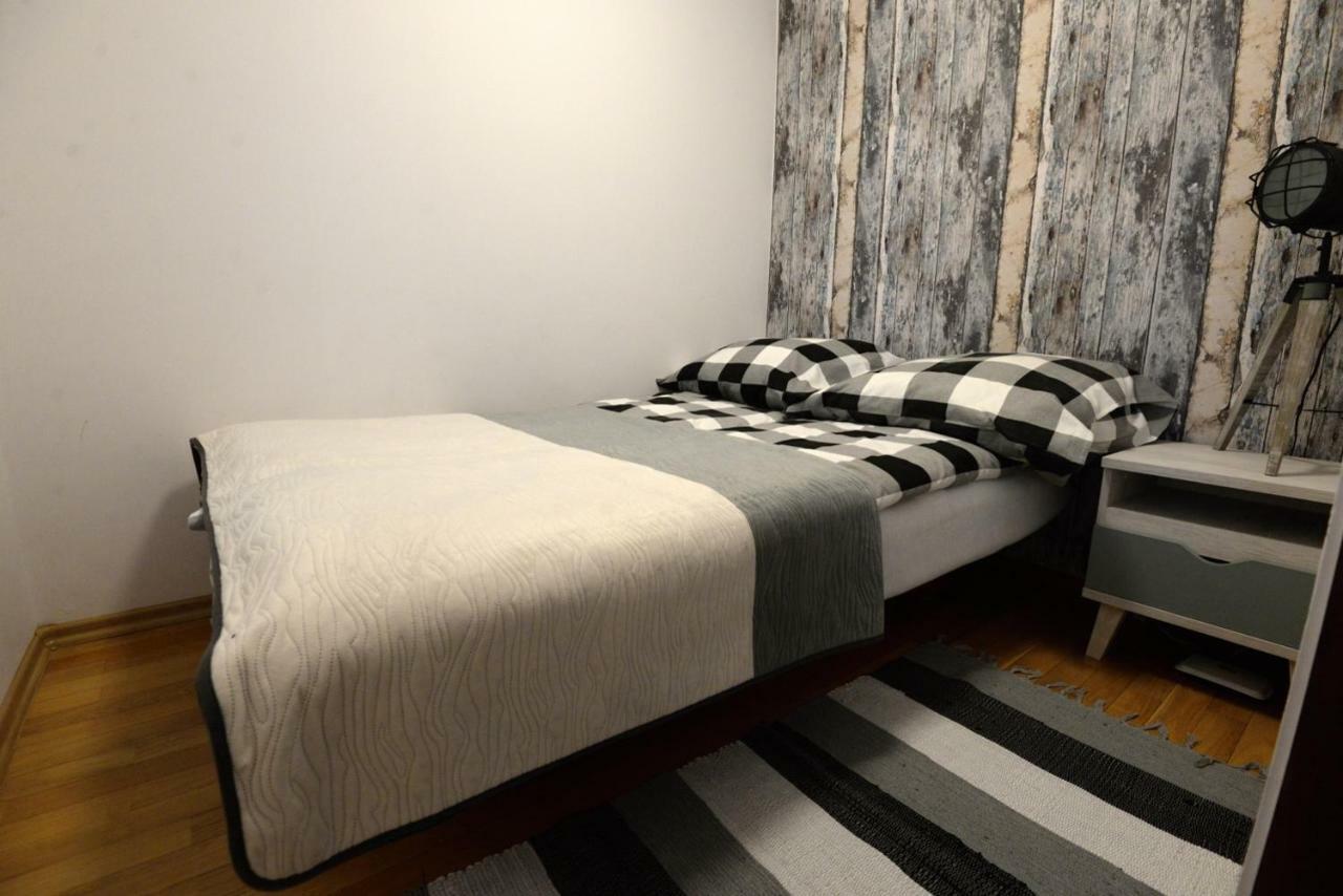 Appartement Apartament Columbus à Ustrzyki Dolne Extérieur photo